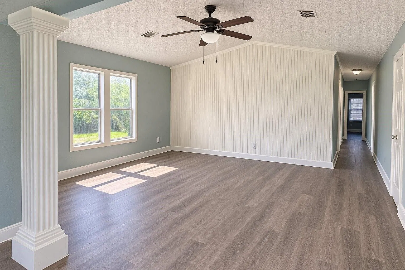 3 bed, 2.0 bath, 1155 sqft, $1,500 — Photo 1
