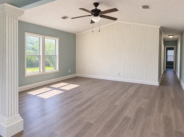28306 Fox Wood Dr Unit A/b, Pinehurst, TX 77362