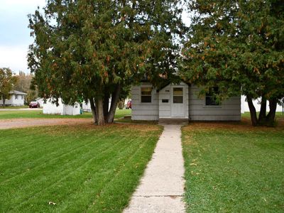 706 Dewey Ave N, Thief River Falls, MN, 56701