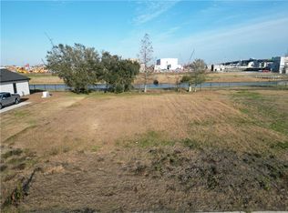 1959 Squirewood Dr E, Harvey, LA 70058