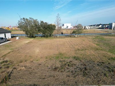 1959 Squirewood Dr E, Harvey, LA, 70058