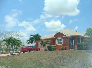 1723 NE 23rd Ter, Cape Coral, FL 33909