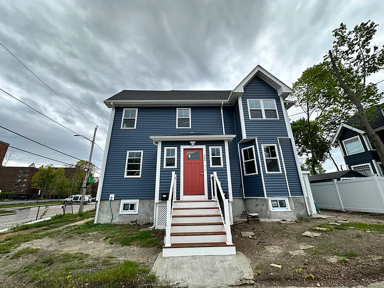 25 Herbert St #2 — Photo 9