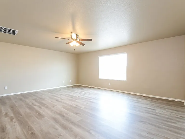 2380 Echo Park Dr — Photo 12