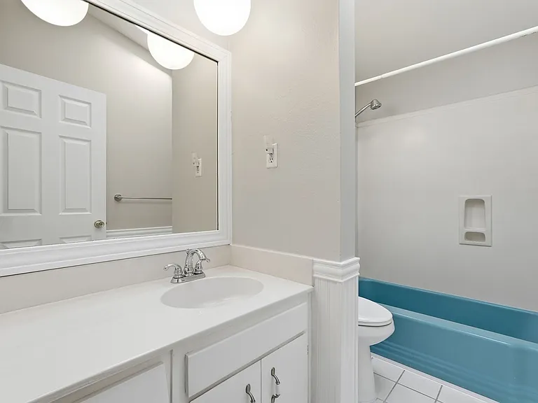 520 Windsor Rd — Photo 28