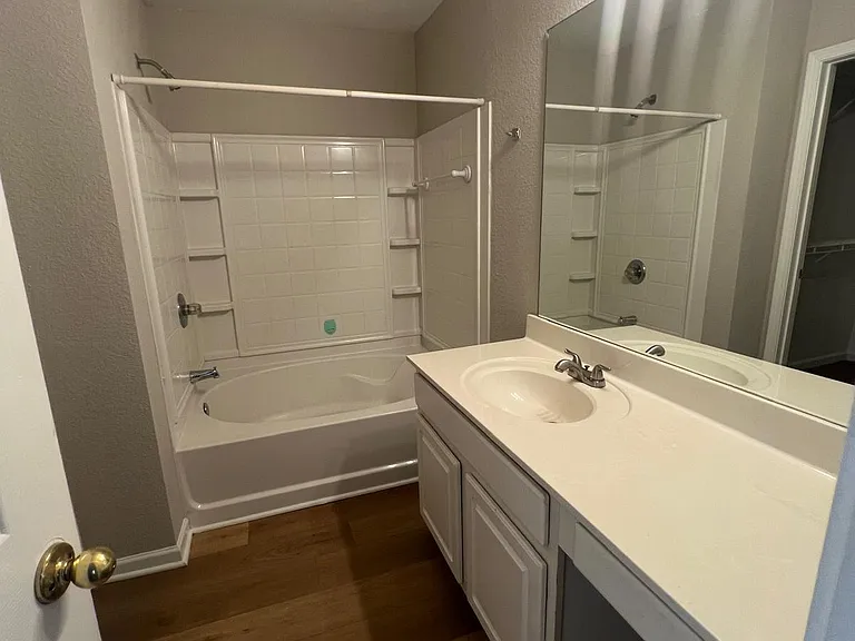 4649 Ravenwood Loop — Photo 7