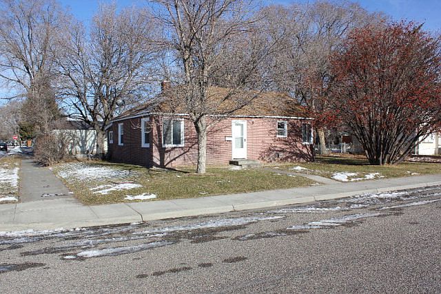 1st image of 705 E 14th St