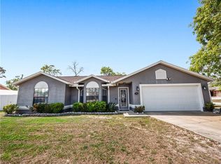 714 Spreading Oak Ave, Deltona, FL 32738