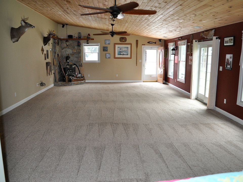 Large 20 x 38 GREAT ROOM
