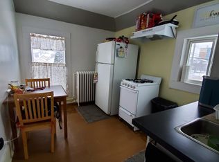 212 7th St NW, Rochester, MN 55901