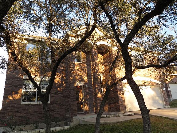 3rd image of 402 Las Colinas Dr