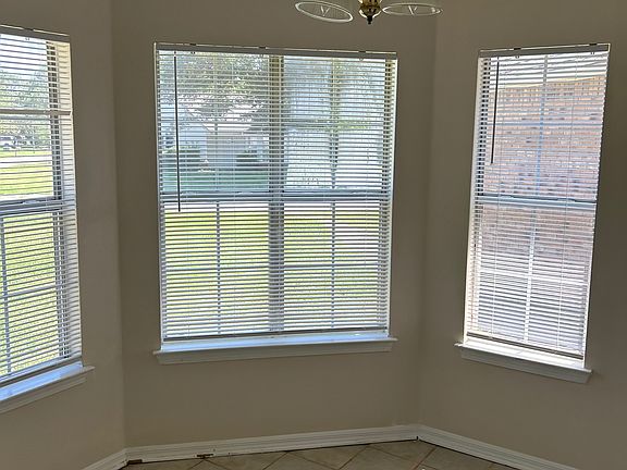 2nd image of 14154 Poplar Ct