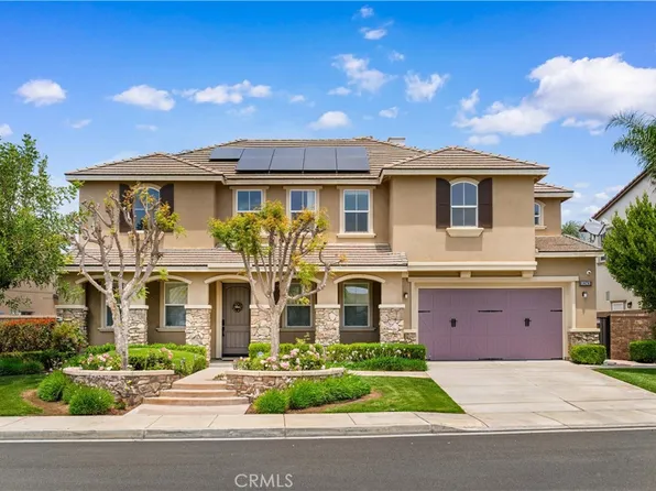 8243 Fall Creek Dr, Corona, CA 92880