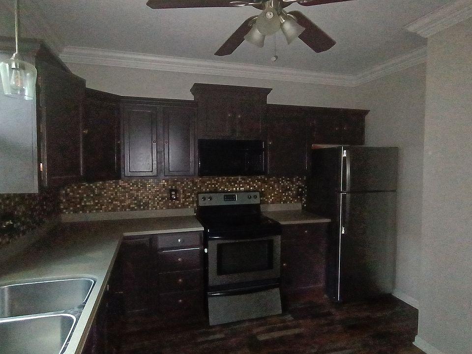 1st image of 17 Clay St