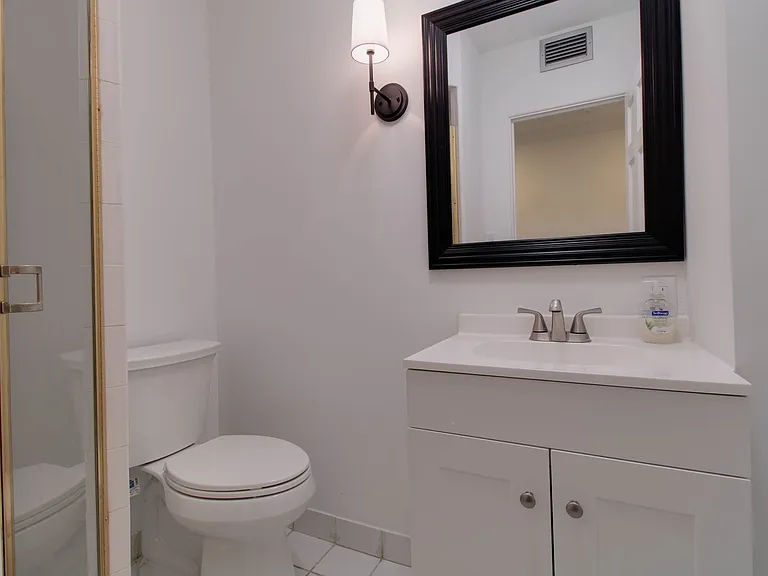 1667 Mizell Ave — Photo 15