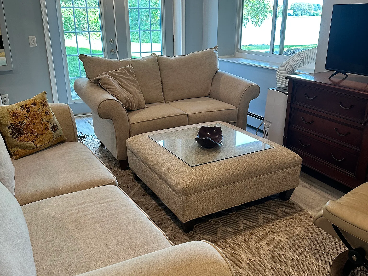 1 bed, 784 sqft, $1,875 — Photo 2
