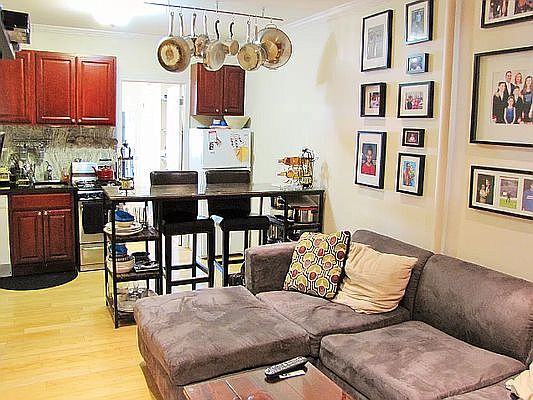 2nd image of 289 21st St APT 1L