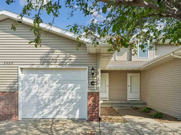 3020 Samuel Ct SW Unit C, Cedar Rapids, IA 52404