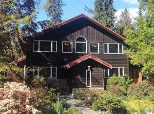2970 Smugglers Cove Rd, Greenbank, WA 98253