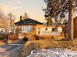 209 Cliff Rd, Barrie, ON L4N 3X5