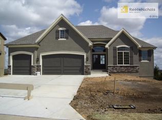 21510 W 82nd St, Lenexa, KS 66220