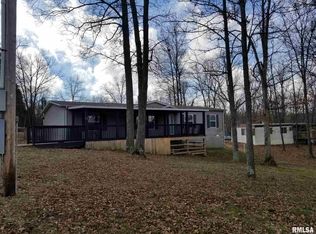 25 Greentree Dr, Goreville, IL 62939