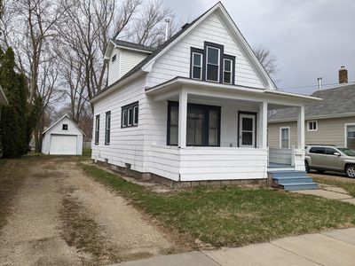 105 6th St NW, Austin, MN, 55912