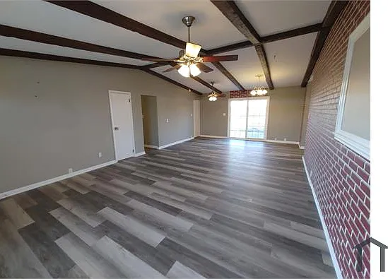 4 bed, 1692 sqft, $3,795 — Photo 4