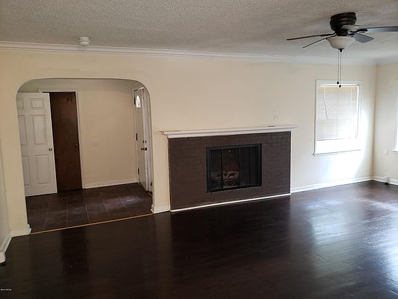 5th image of 3289 Arnwood Ave