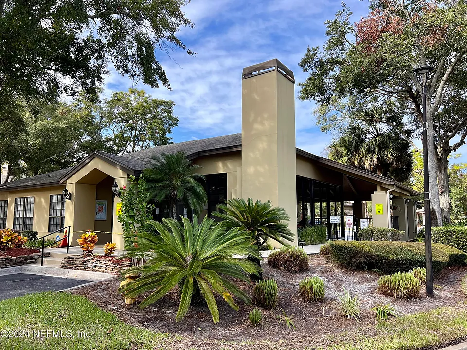 10150 Belle Rive Blvd #904