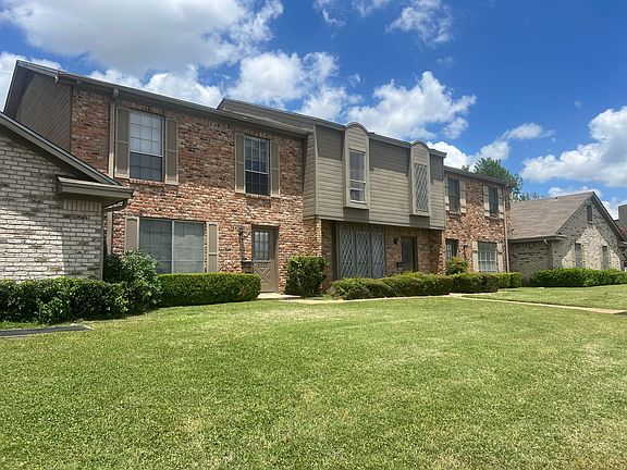 3rd image of 6907 Harvey Dr