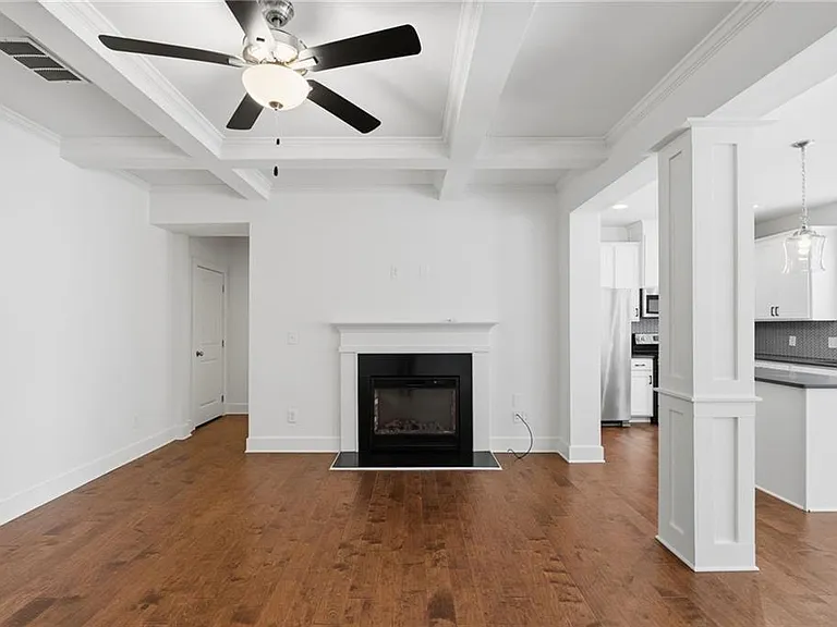5372 Brooklands Dr — Photo 5