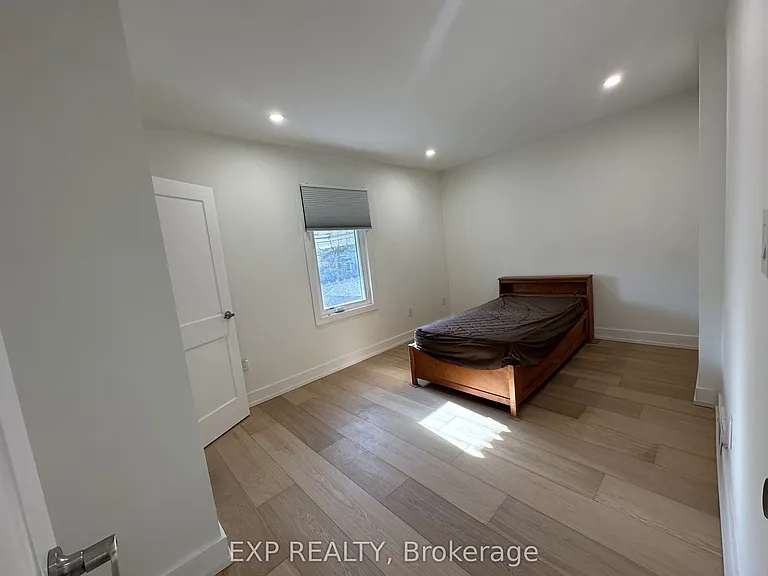 926 Greenwood Ave — Photo 17