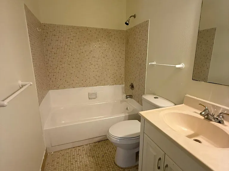 423 Sheoah Blvd #14 — Photo 7