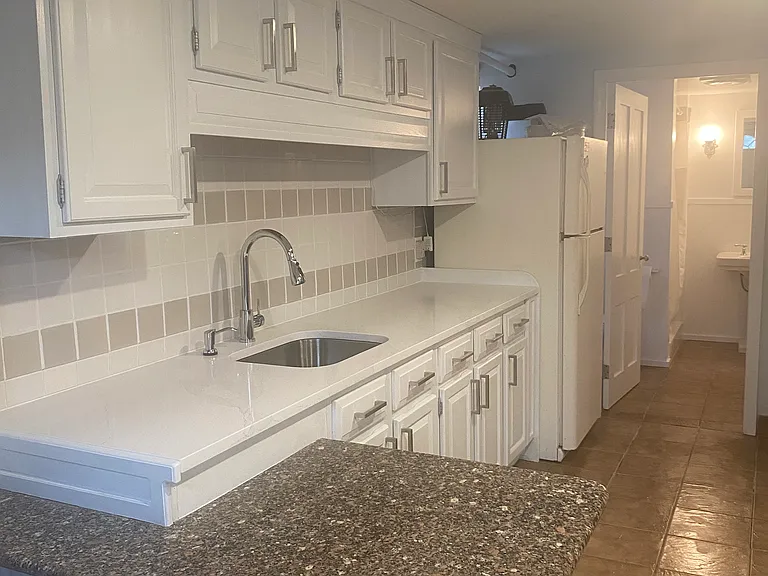 12 River Ln — Photo 1