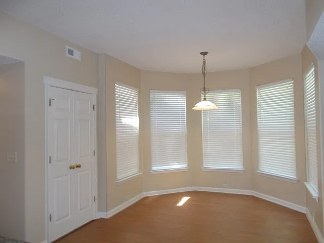 8526 Fox Tail Ln — Photo 4