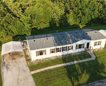 18233 Loyalty Ln, Saint Robert, MO, 65584