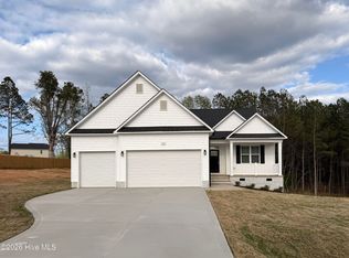 111 Driftwood Ct, Sanford, NC 27330