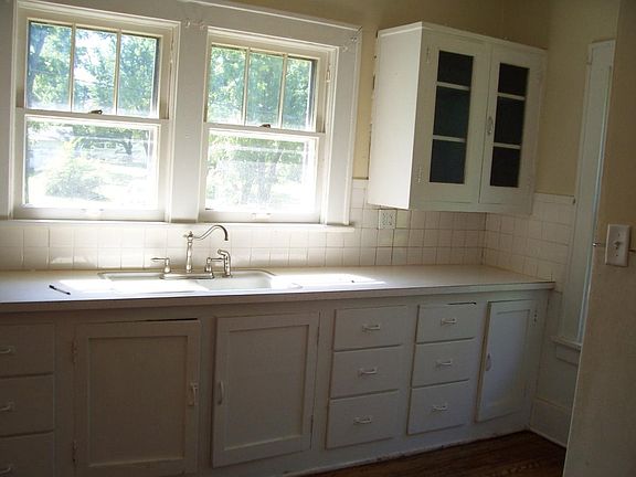 kitchen cabinets