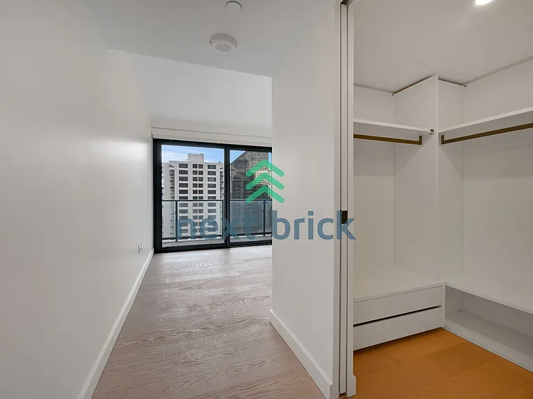 300 Virginia St #1712 — Photo 8