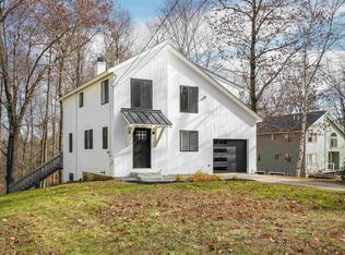 34 Caleb Dr, Danville, NH 03819