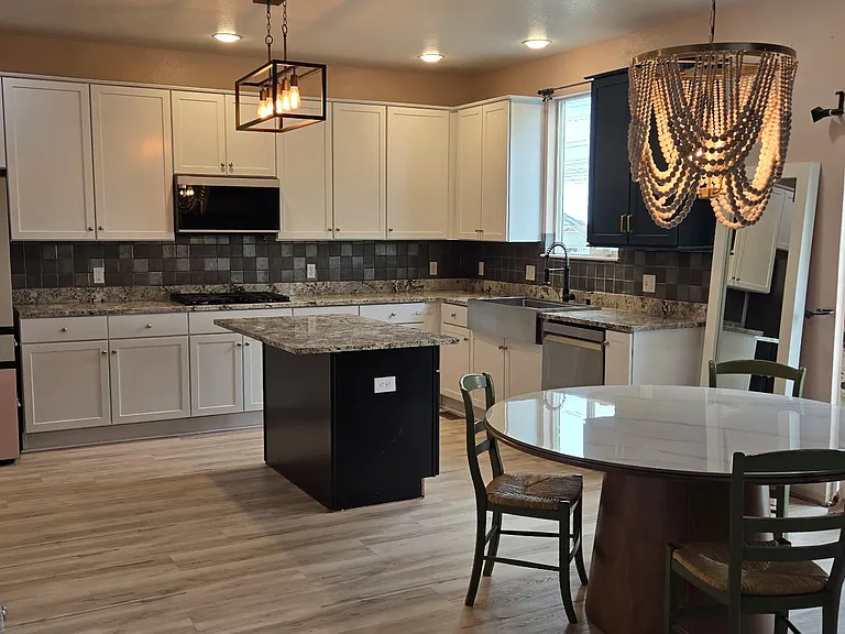 2750 Brush Ct — Photo 2