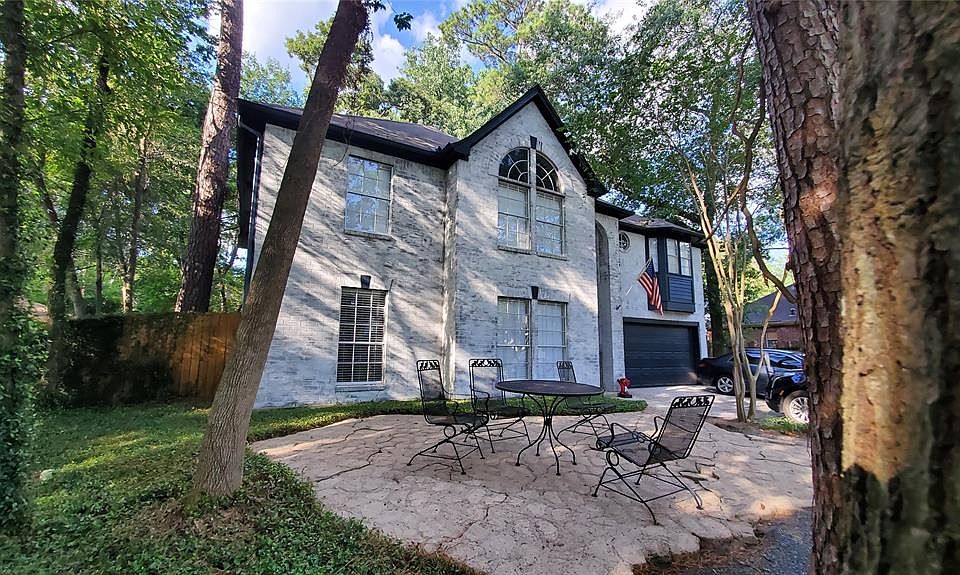 1st image of 15010 Hiddenwood Dr