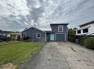1560 Marsh Rd A & B, Eureka, CA 95501