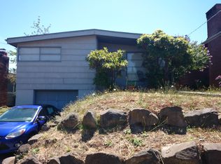 3807 SW Kenyon St, Seattle, WA 98126