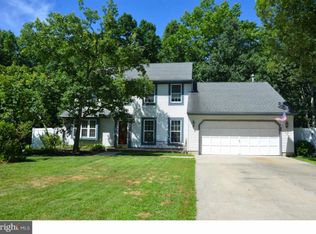 6 Aspen Rd, Sicklerville, NJ 08081