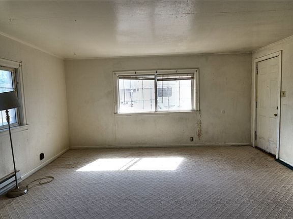 2nd image of 215 S Almira Avenue