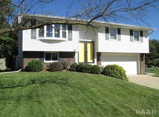 205 Season Dr, East Peoria, IL