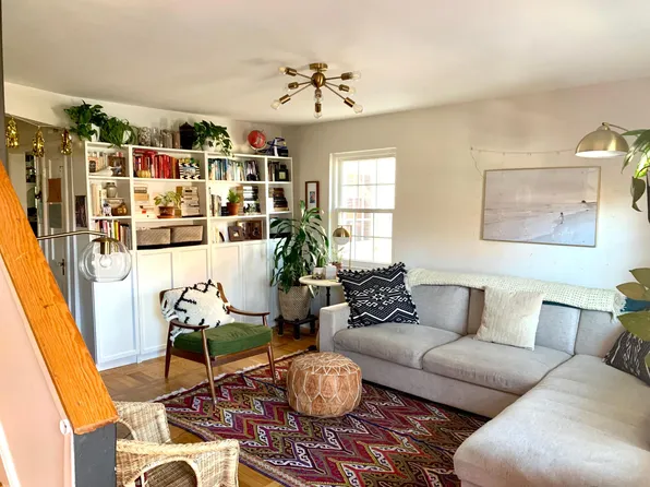 822 S Irving St, Arlington, VA 22204