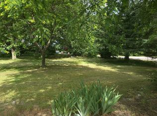 4414 Winding Ln, Stevensville, MI 49127